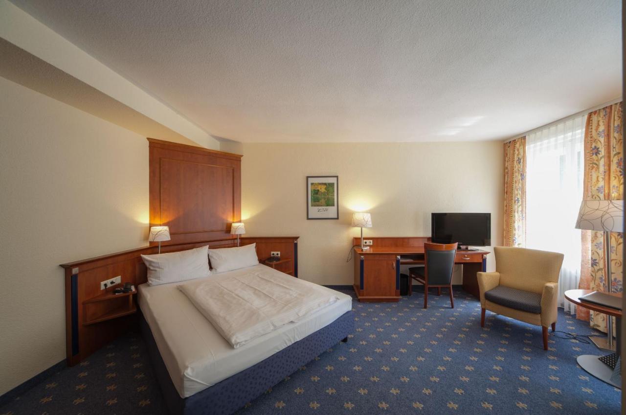 Hotel Am See Salzgitter Bagian luar foto