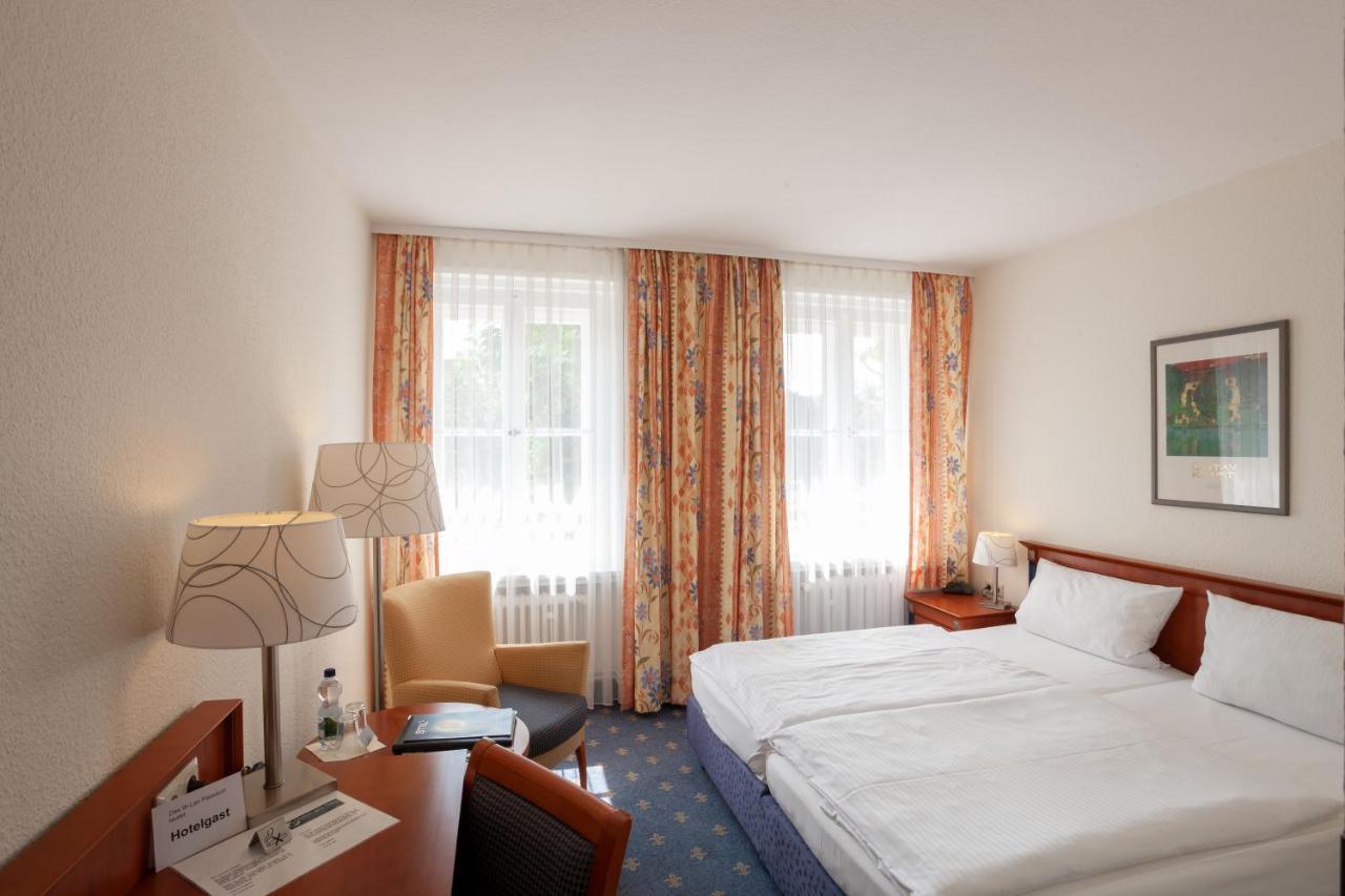 Hotel Am See Salzgitter Bagian luar foto
