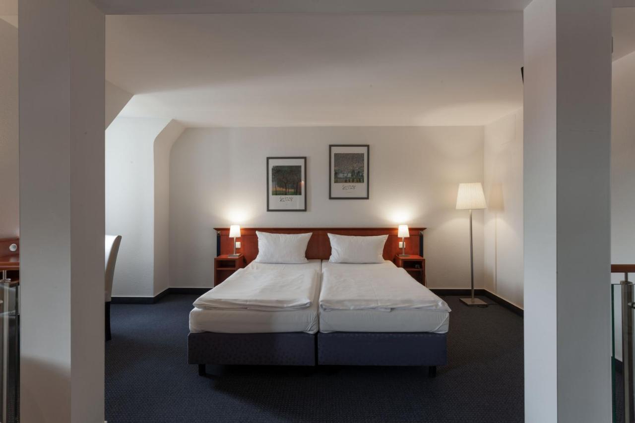 Hotel Am See Salzgitter Bagian luar foto