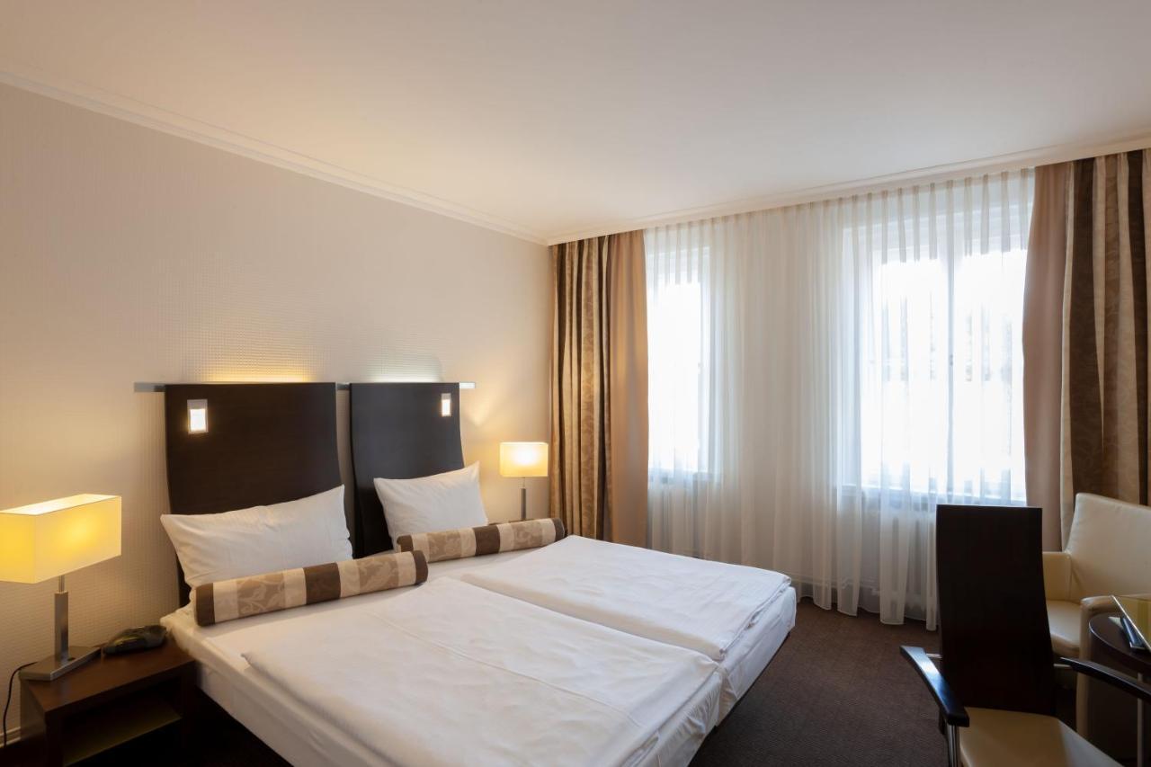 Hotel Am See Salzgitter Bagian luar foto