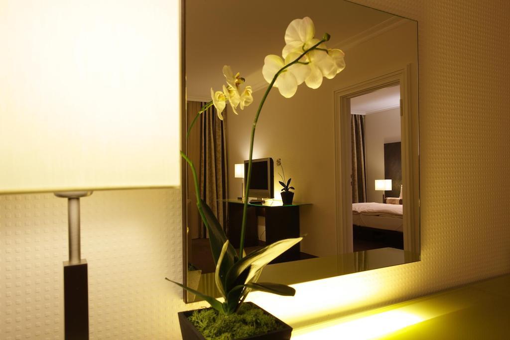 Hotel Am See Salzgitter Bagian luar foto